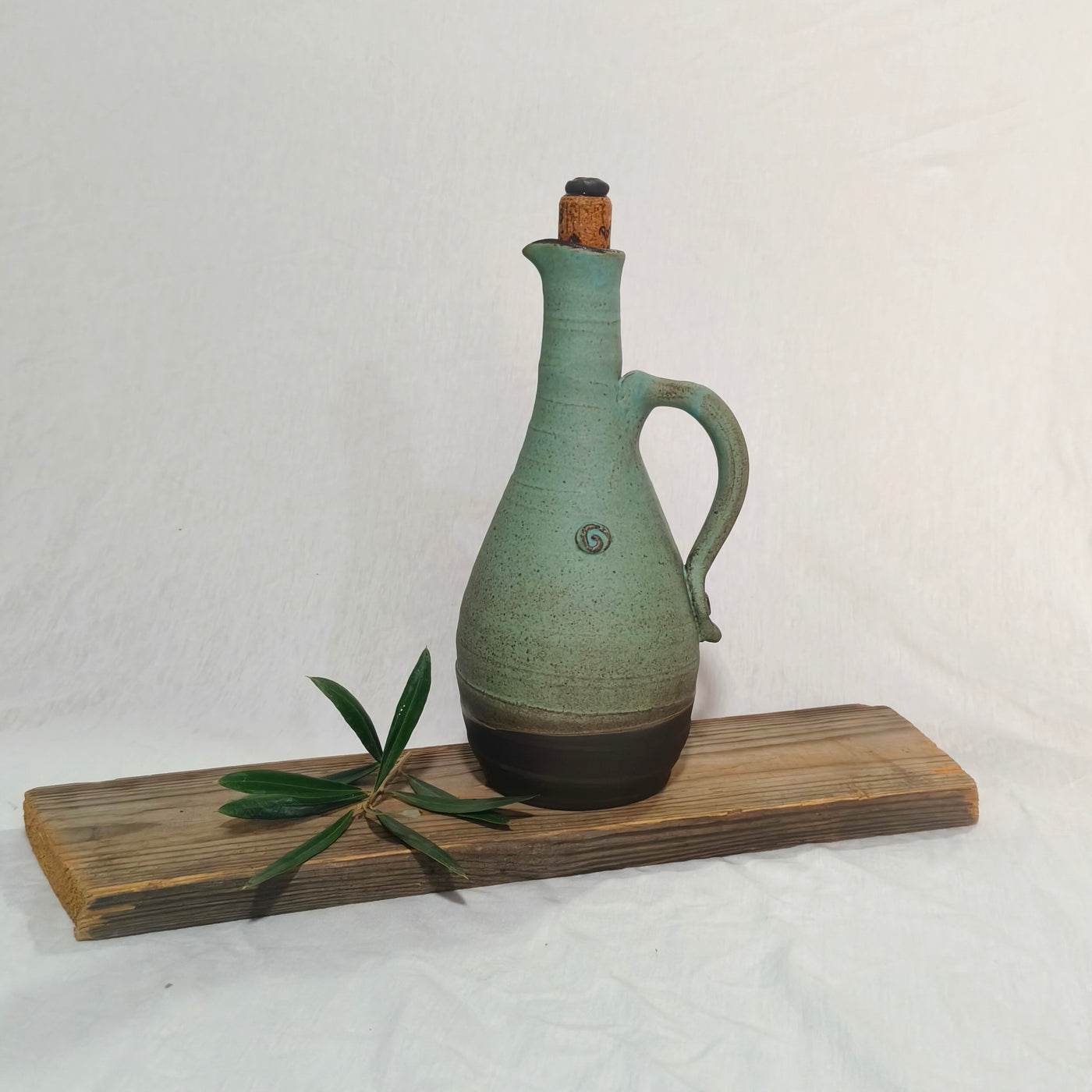 כלי לשמן זית, טורקיז מט 650 מ"ל