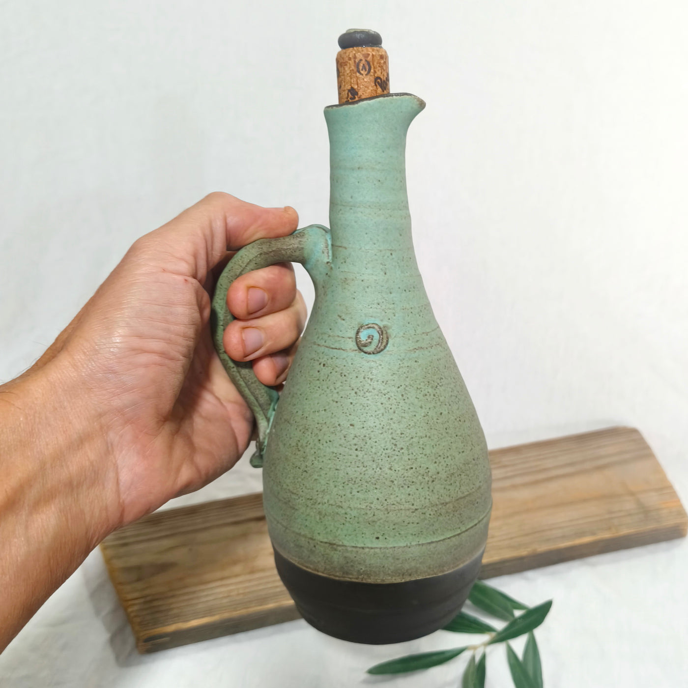 כלי לשמן זית, טורקיז מט 650 מ"ל