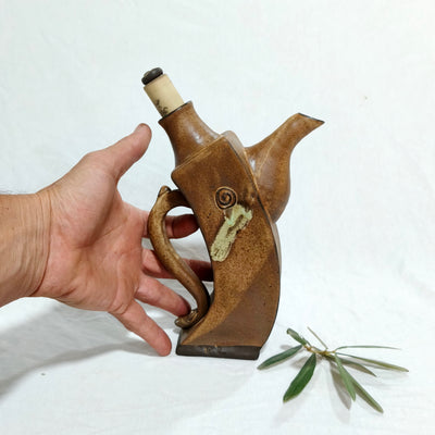 קומקומון נטוי לשמן זית בחום מט