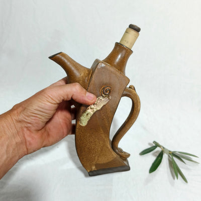 קומקומון נטוי לשמן זית בחום מט