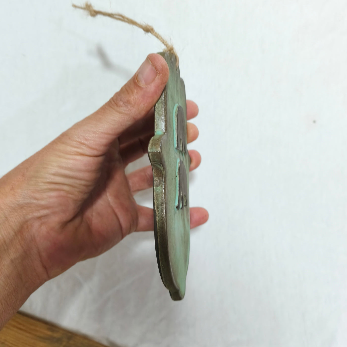 חמסה בטורקיז מעושן, עם פילים...