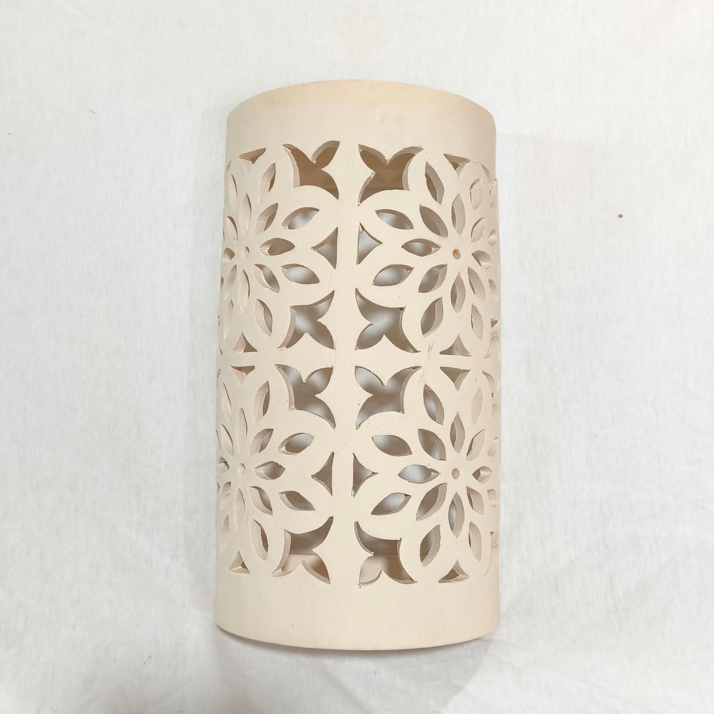 אהיל צמוד קיר , 29 ס"מ אורך במחיר מוזל