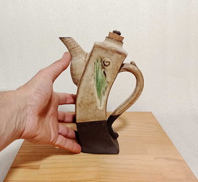 קומקומון נטוי לשמן זית בקרם מט