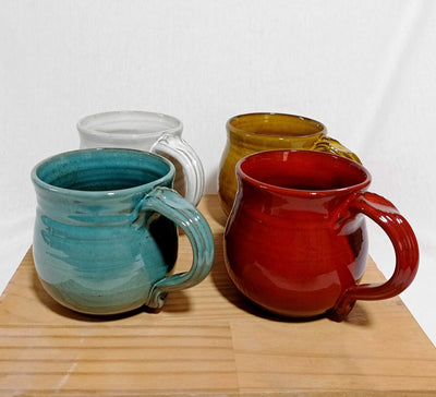 ארבעה ספלי קפה, 500-450  מ"ל, בצבעים  שונים