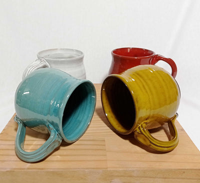 ארבעה ספלי קפה, 500-450  מ"ל, בצבעים  שונים