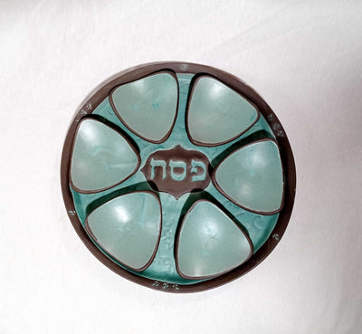 צלחת פסח בטורקיז חצי מט עם קעריות/ קערת סדר