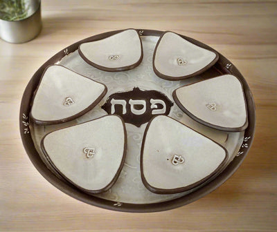 צלחת פסח בשמנת עם קעריות/ קערת סדר