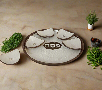 צלחת פסח בשמנת עם קעריות/ קערת סדר