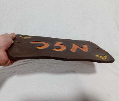 שלט לקיר חיצוני, מקרמיקה,  משפחת מזר במחיר מוזל