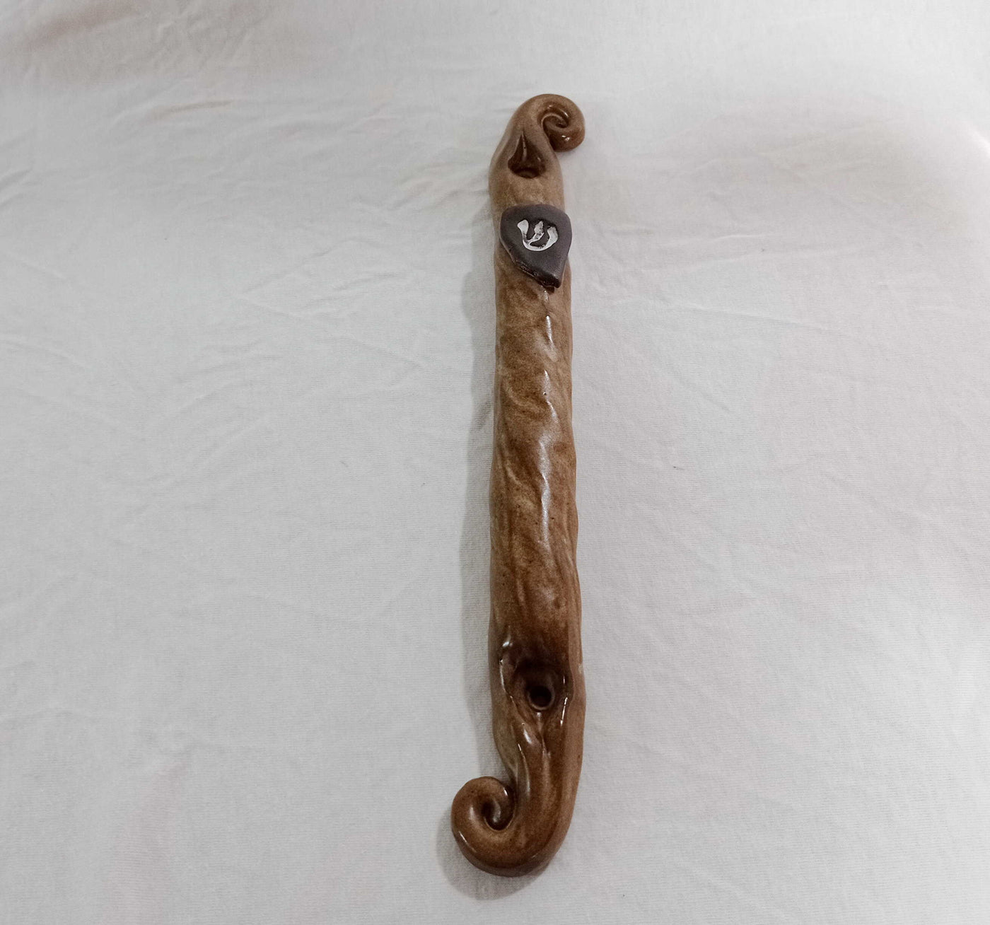 בית מזוזה בצבע חום
