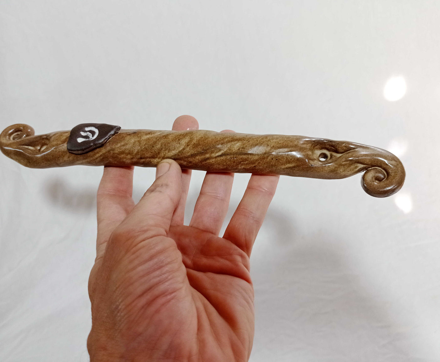 בית מזוזה בצבע חום