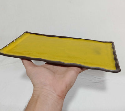 מגש לעוגה בצהוב