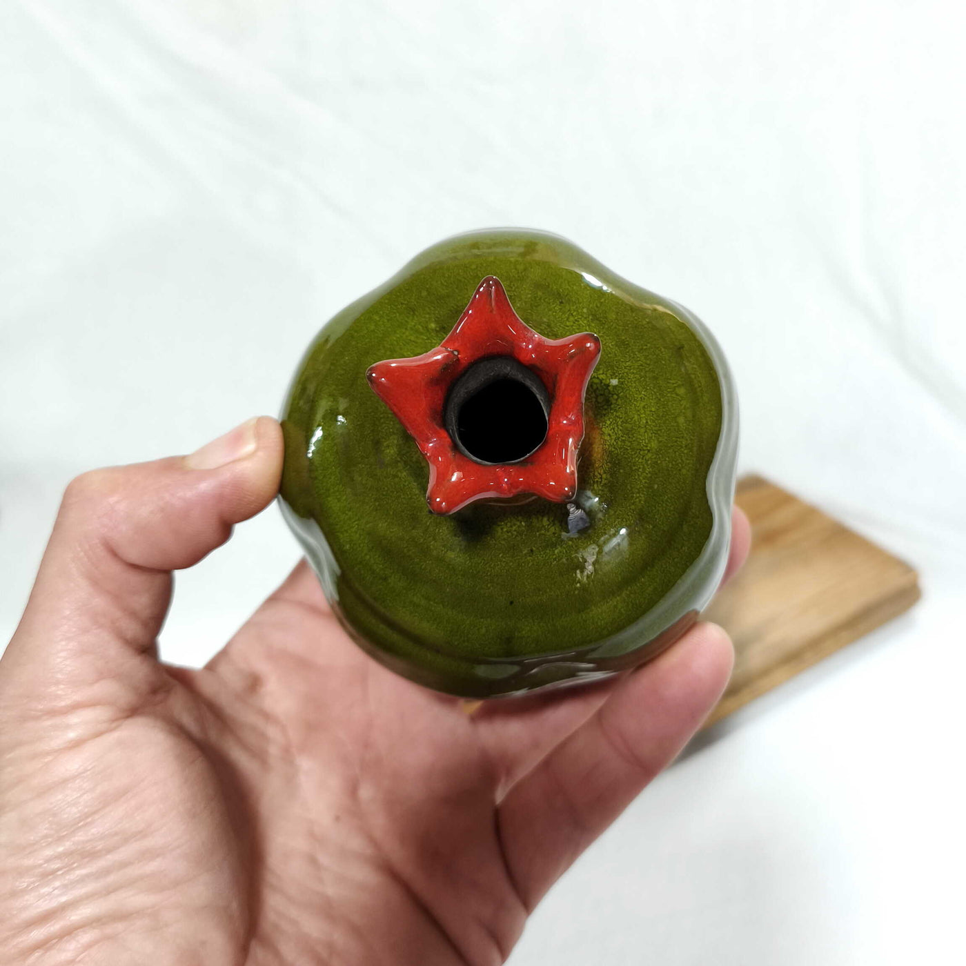 רימון קרמיקה ירוק