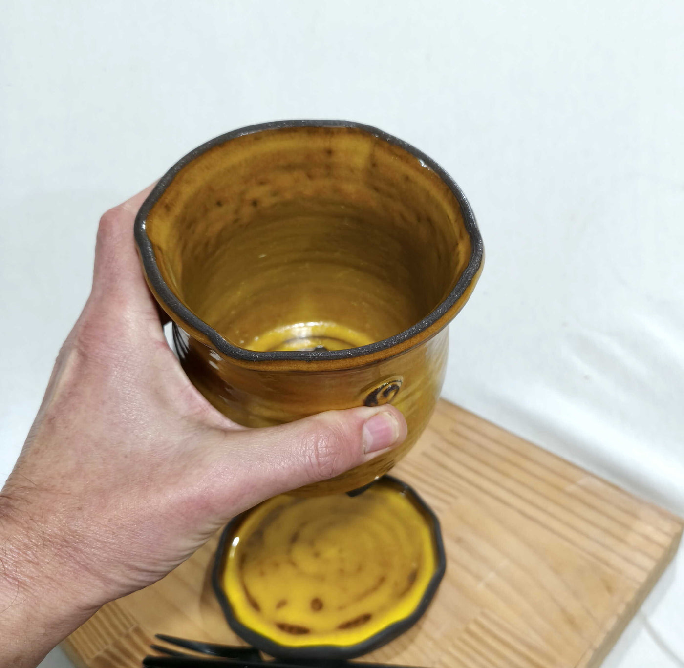 כלי ליבוש סכו"ם, סכום חרדל, צהוב