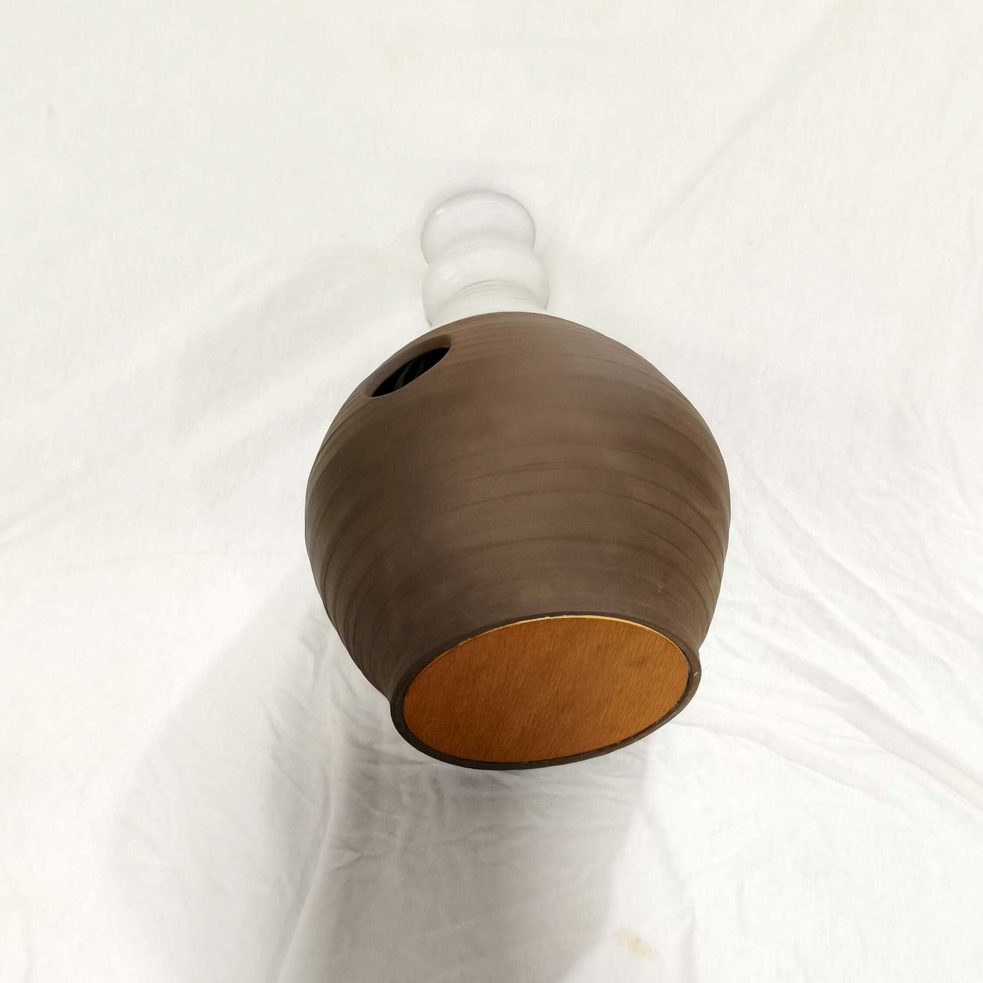 udu drum, תוף אודו  עם תחתית עץ-תוף חרס