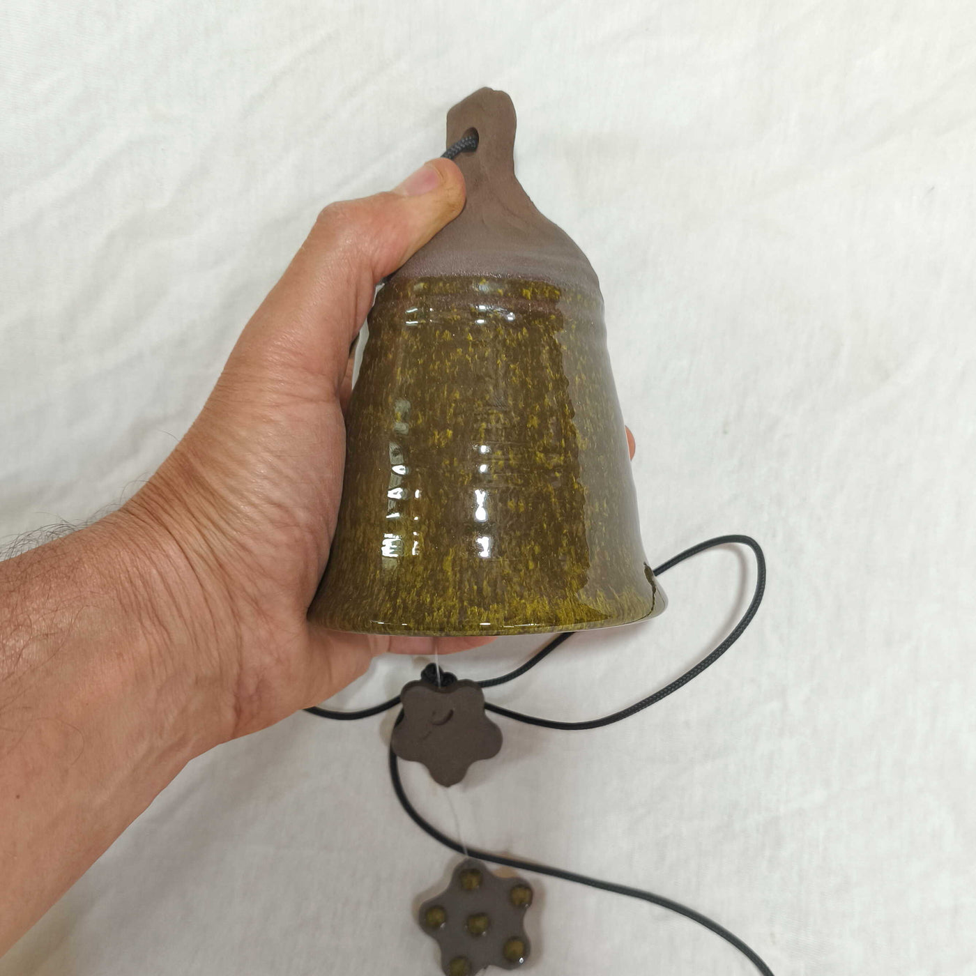 פעמון רוח ירוק כהה