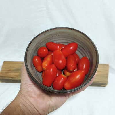 קערית  באפור ירקרק,  קוטר 14  ס"מ