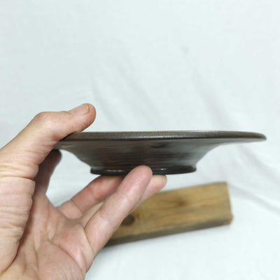 צלחת הגשה מיוחדת באפור ירקרק,  קוטר 22.5ס"מ