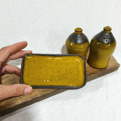 סט מלח פלפל על מגשון, חרדל