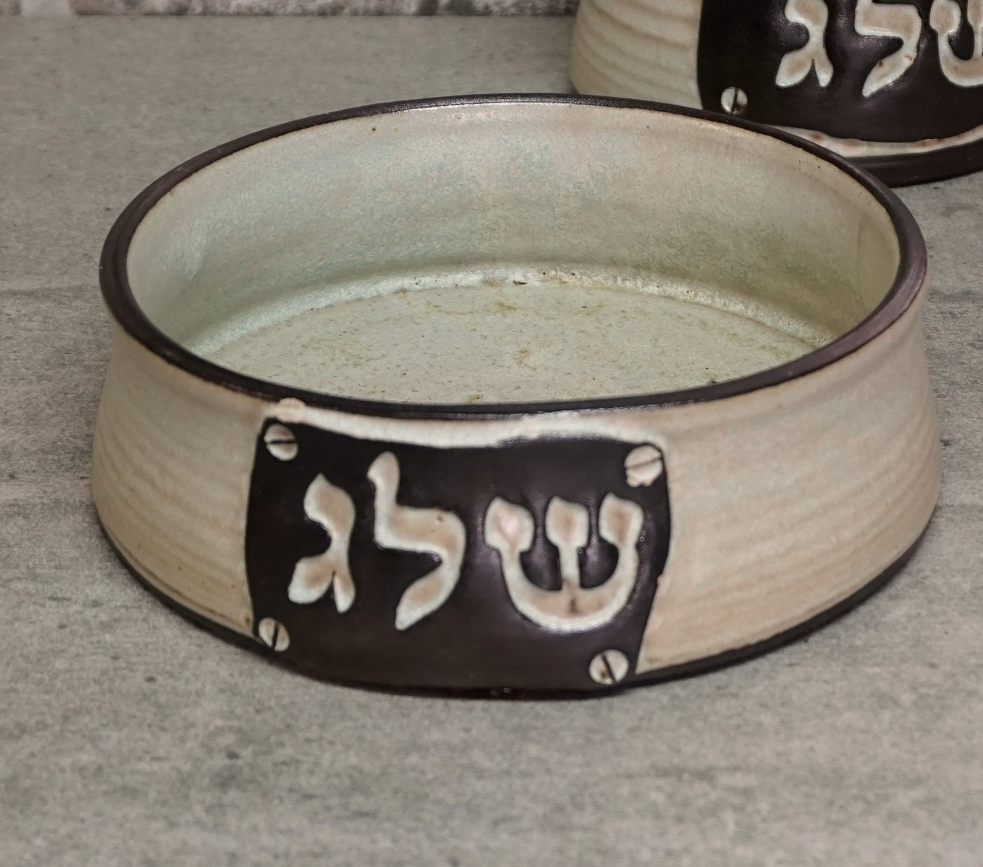 קערת מים ואוכל לכלב בהתאמה אישית