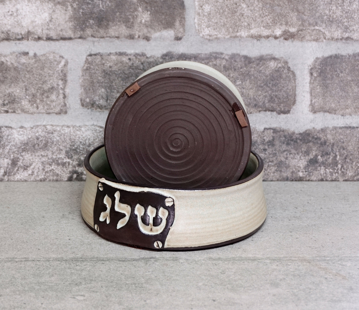 קערת מים ואוכל לכלב בהתאמה אישית