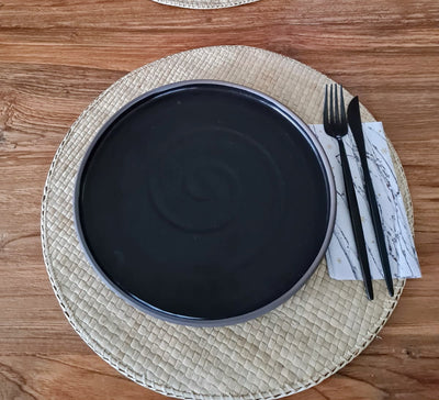 6 צלחות אוכל גדולות שחורות