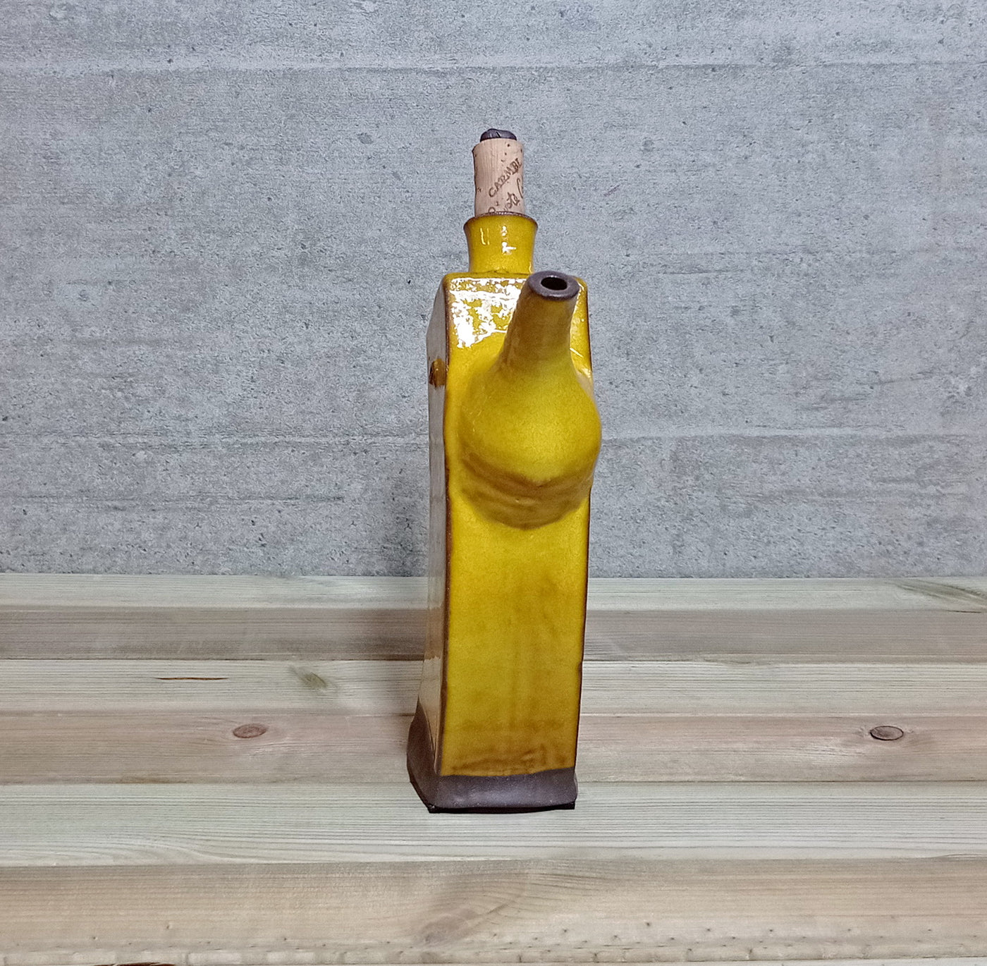 קומקומון רבוע נטוי חרדלי