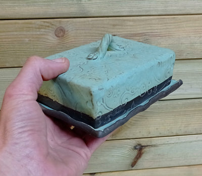 כלי מלבני להגשת לחמאה/ טורקיז מט