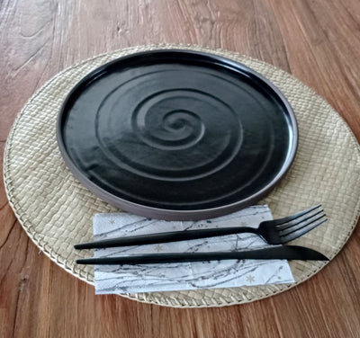 6 צלחות אוכל גדולות שחורות