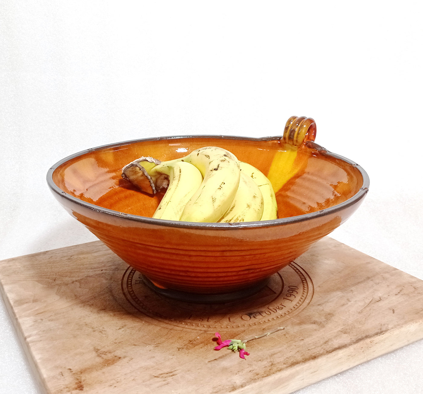 קערת הגשה, קערת סלט כתומה