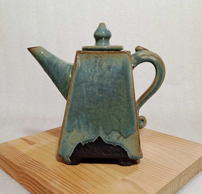 קומקום פירמידה ירוק