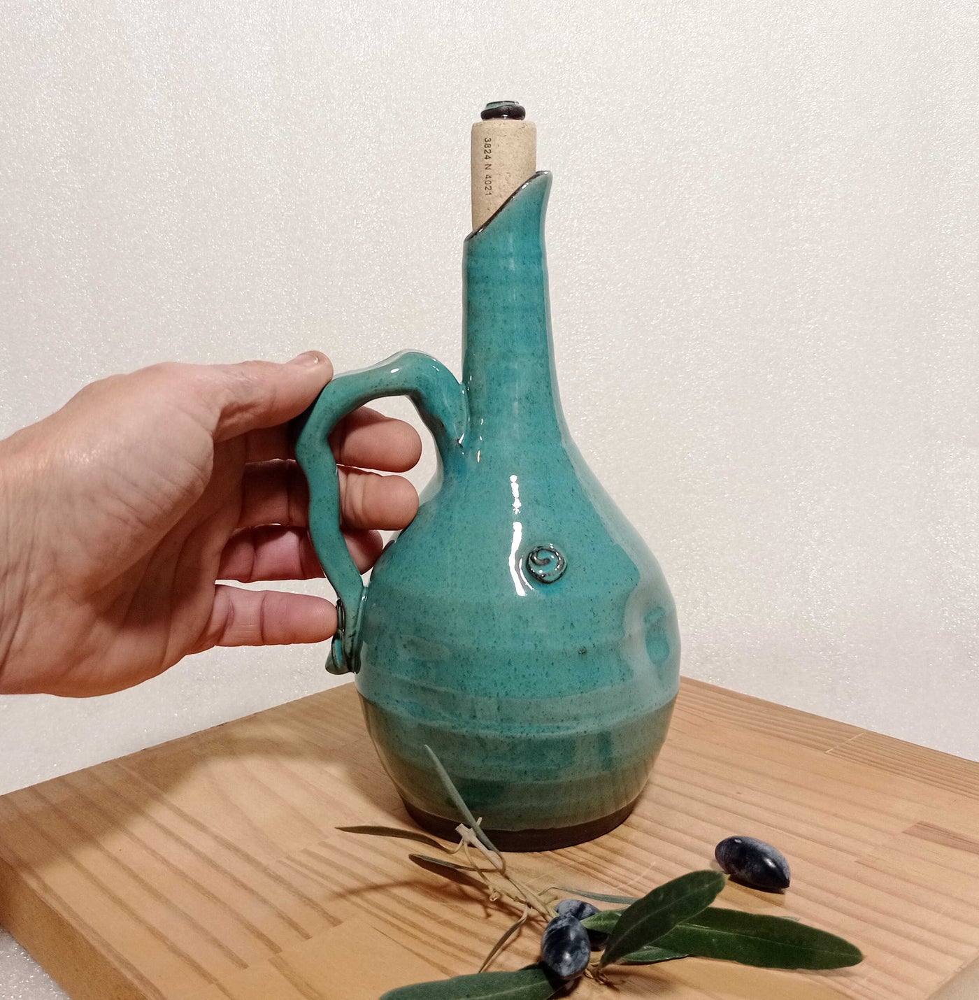 כלי לשמן זית כחול ירקרק 700 מ"ל